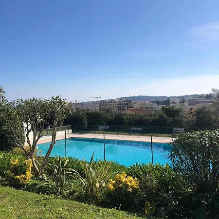 Feriehus Le Valencay Spacious 2 Bedroom *