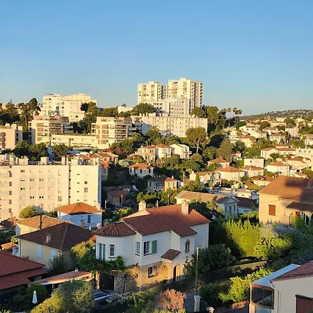 Stunning Views Large Balcony With Pool Vakantiehuis Antibes